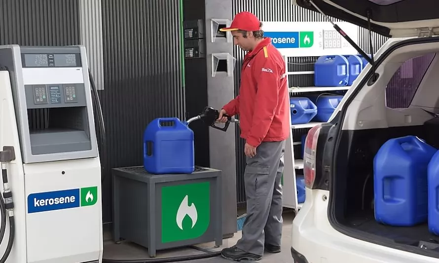 ¡Atención!: introducen cambios en restricción de venta de combustible en bidones
