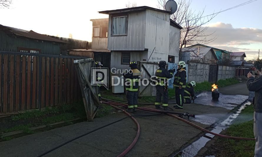 AHORA: Reportan incendio de vivienda en población de Osorno
