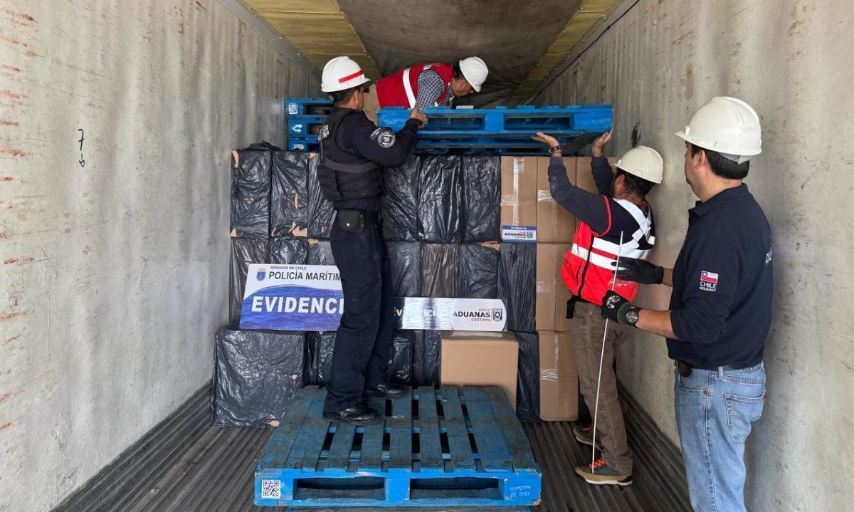 Descubren contrabando de 151 mil cajetillas de cigarrillos falsos enviados a Puerto Montt 