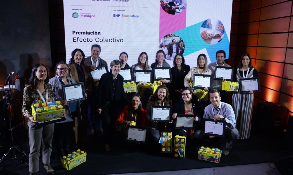 Premian proyectos que llevarán innovación educativa a 13 regiones de Chile 