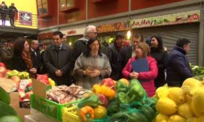 Ministra del Deporte visitó el Mercado Presidente Ibáñez 