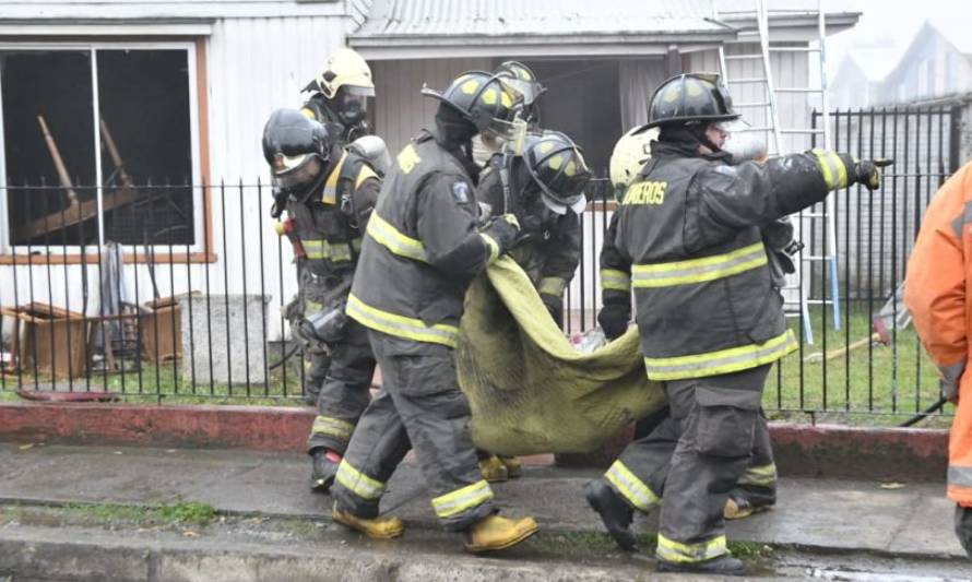 Nuevamente dos adultos mayores mueren en incendio en Osorno