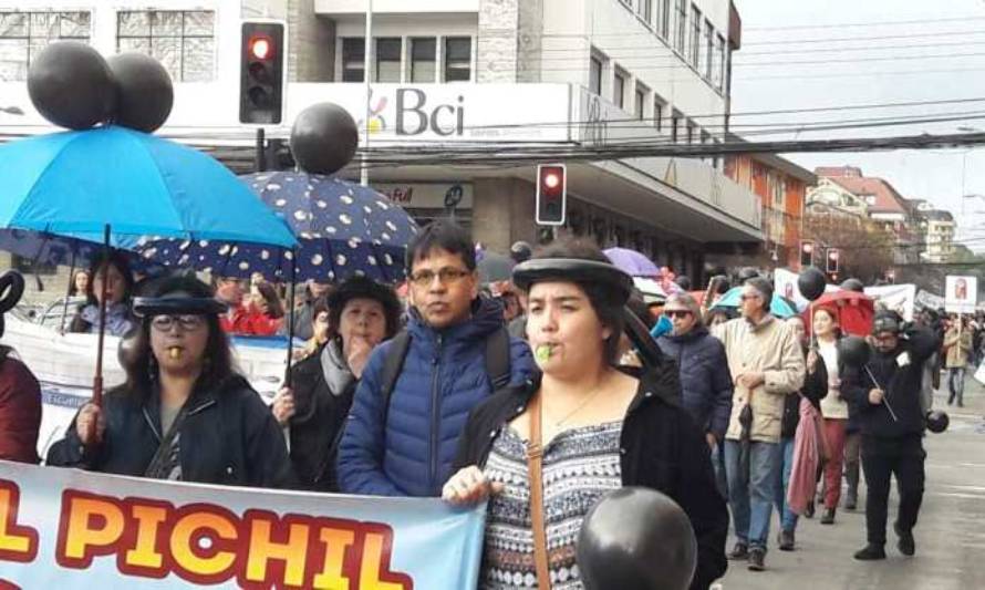 En Osorno se movilizaron más de 3000 personas por marcha en apoyo a los docentes
