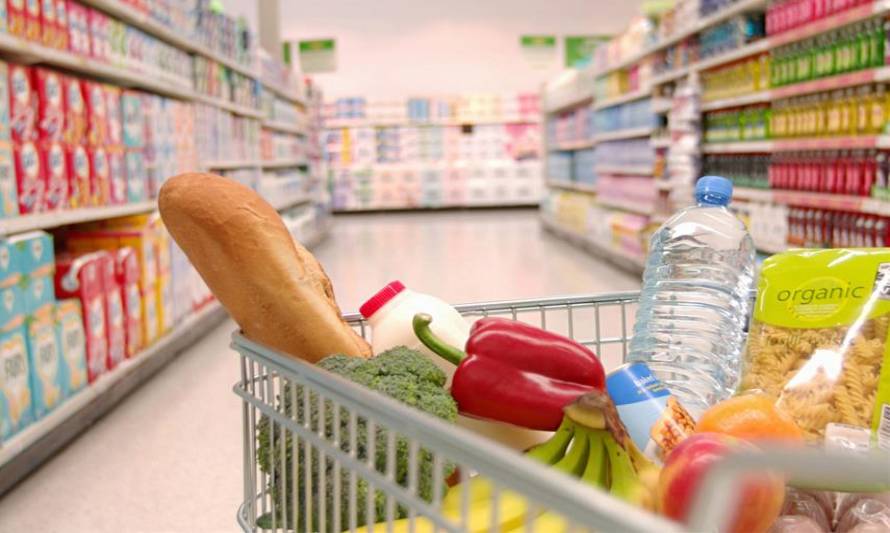 Ventas en supermercados subieron 7,6% en el último año en la región