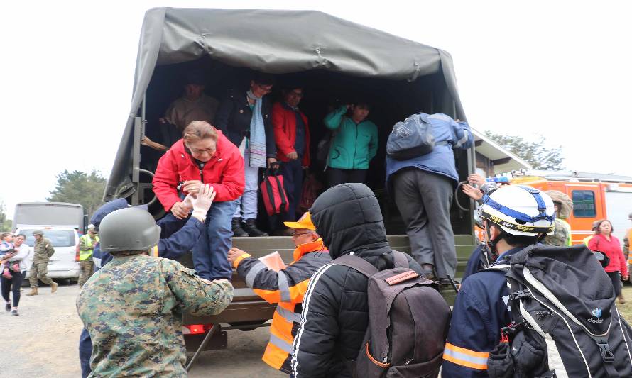 Más de mil personas participaron en simulacro de erupción del volcán Osorno