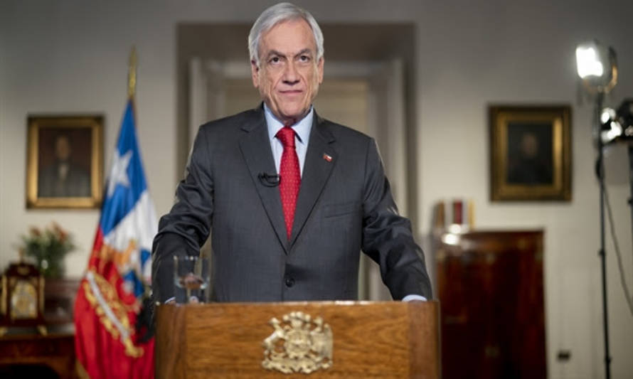 Presidente Piñera presenta proyecto para mejorar las pensiones, con foco en mujeres, clase media y personas con dependencia severa