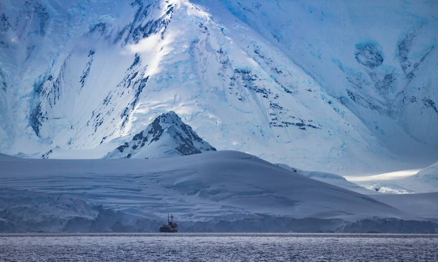 En mayo todos a conectarse con la “Antártica bajo cero”, el ciclo de charlas virtuales sobre ciencia polar