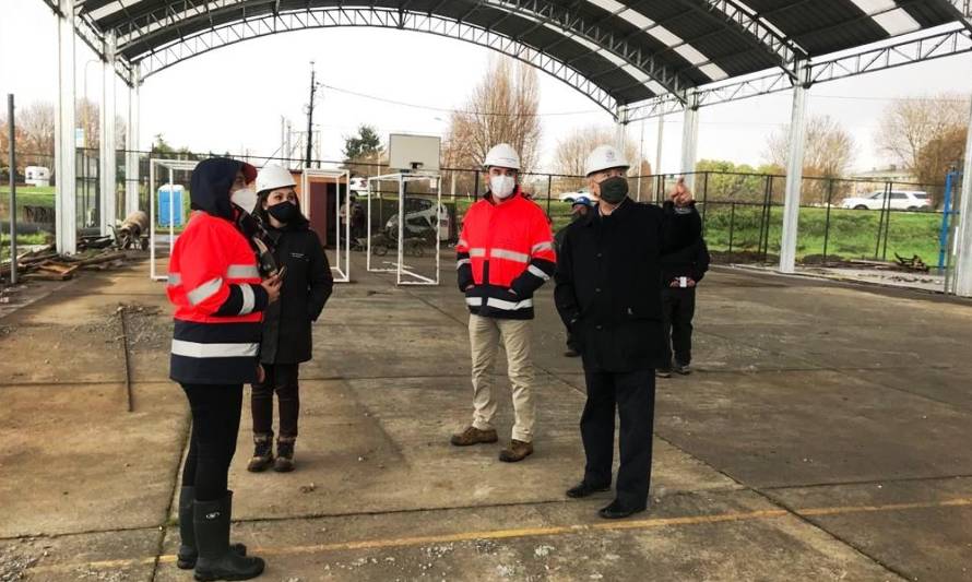 Mejoramiento de multicanchas del parque Chuyaca lleva más de 90% de avance