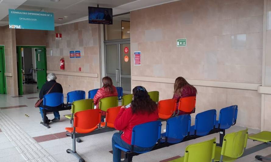 Hospital de Puerto Montt llama a no asistir con acompañantes  