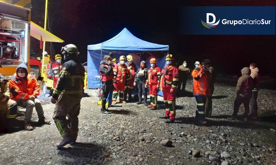 Rescataron a 2 personas que se extraviaron  en lago Rupanco
