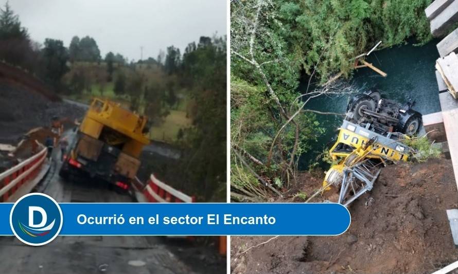 Ocupantes salvan de milagro tras caer camión desde puente en Puyehue