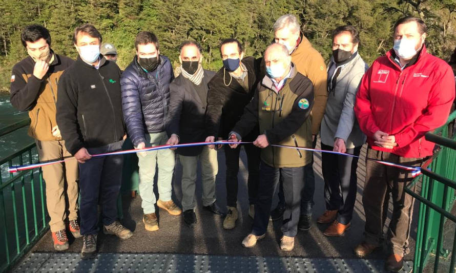 Inauguran tramo final del sendero y miradores en Saltos del Petrohué