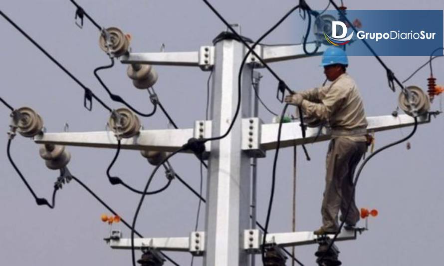 SEC Los Lagos exige a eléctricas reforzar medidas por mal tiempo