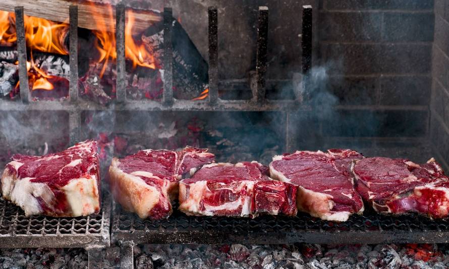 Carnes para picotear, para la parrilla y para un buen asado al palo este 18