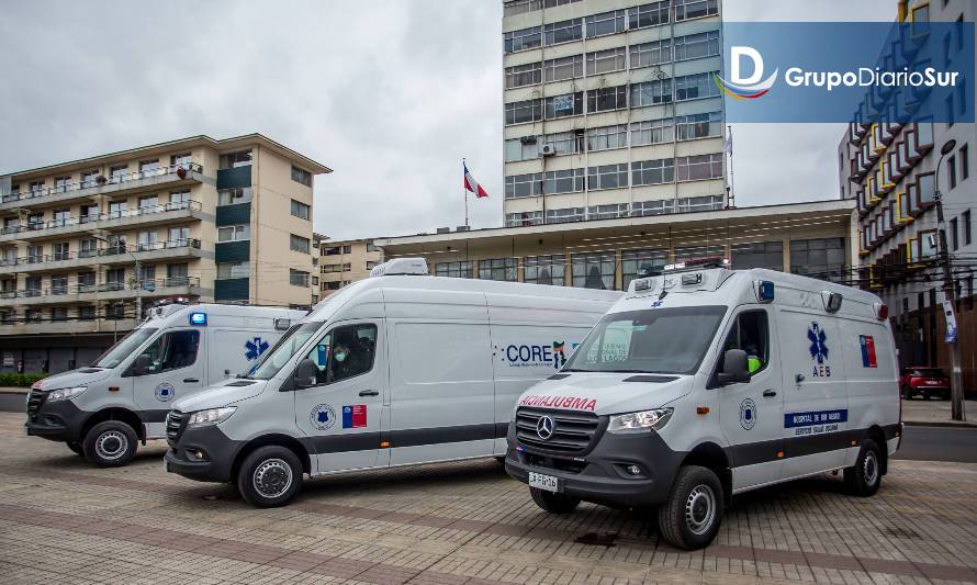 Hospitales de Provincia de Osorno reciben nuevas ambulancias