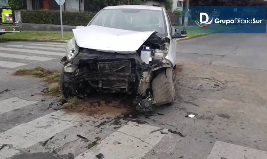 Omisión de disco Pare provocó accidente en centro de Osorno