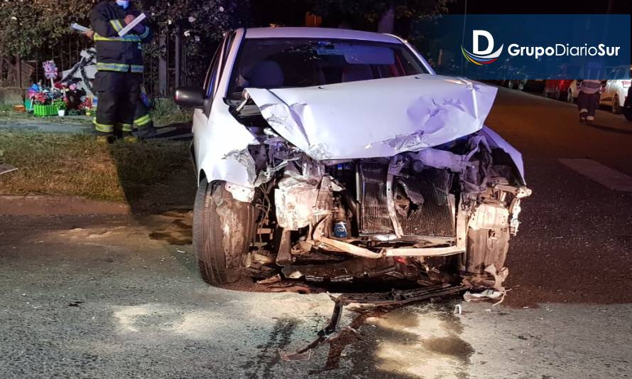 Dos lesionados deja colisión registrada esta madrugada en Osorno