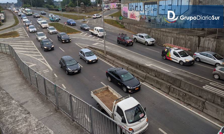 Director de Tránsito responde a críticas por vía reversible y atochamientos  