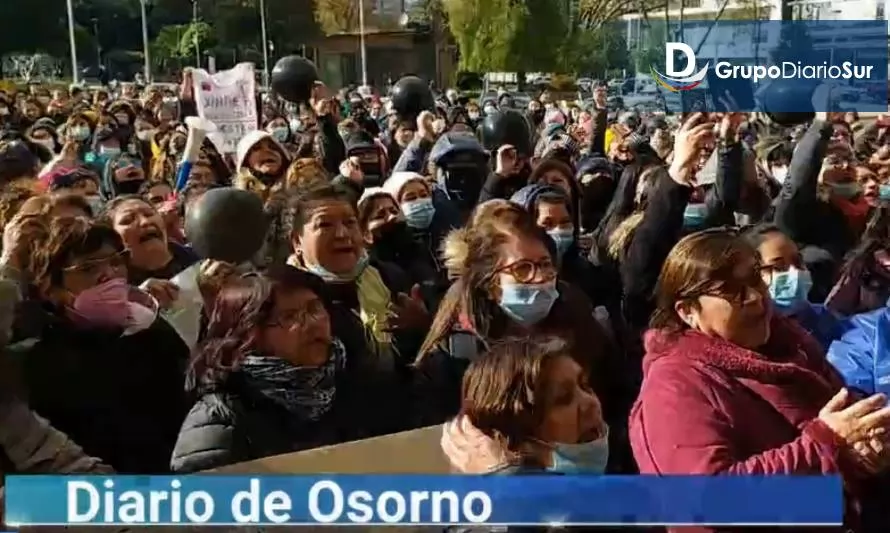 Osorno: manipuladoras de alimentos lograron un acuerdo y levantaron el paro