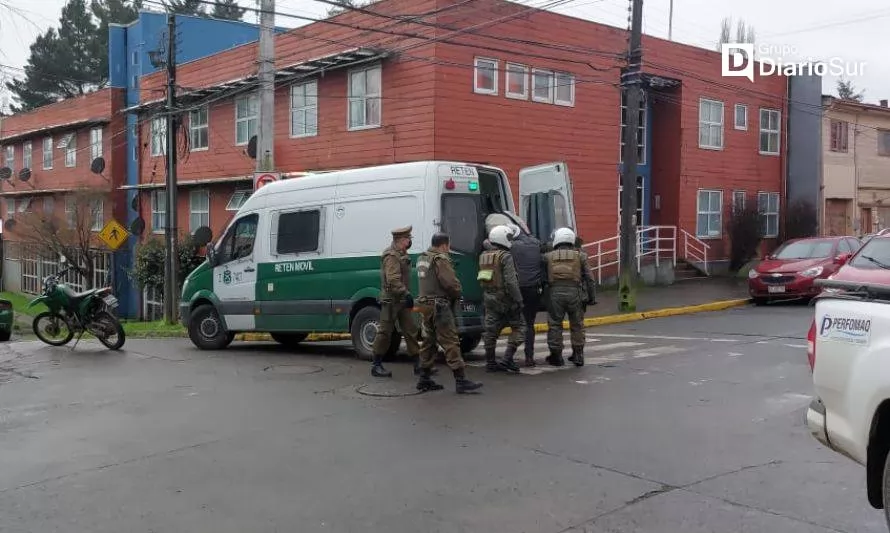 Carabineros detuvo a dos sujetos portando drogas en Osorno