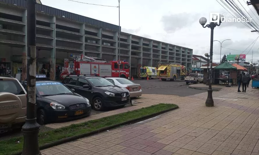 Falla en cilindro de gas en el Mercado de Osorno dejó a una lesionada