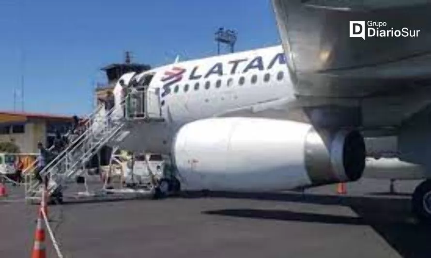 Avión de Latam que falló dos veces en Valdivia se encuentra en mantención