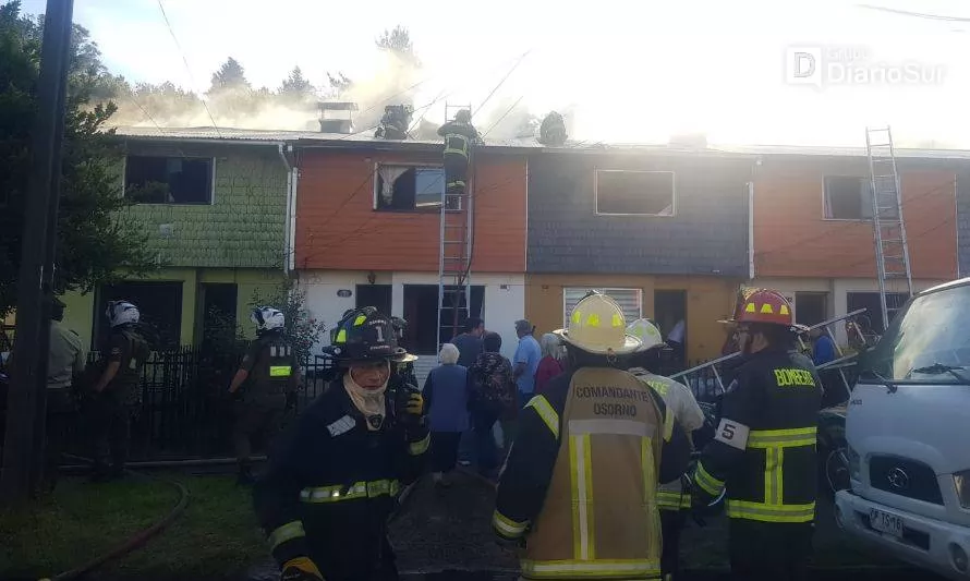 [VIDEO] Incendio afecta a dos casas en Osorno