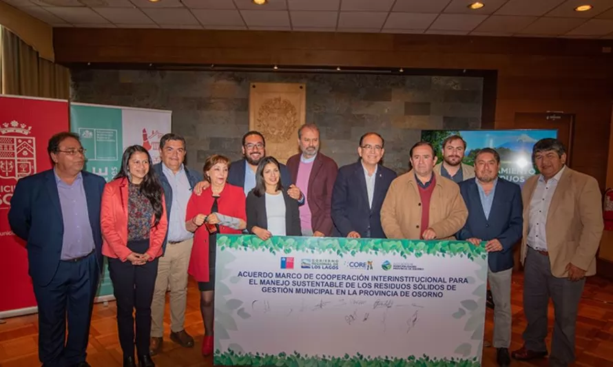Firman acuerdo para el manejo sustentable de los residuos sólidos de Osorno