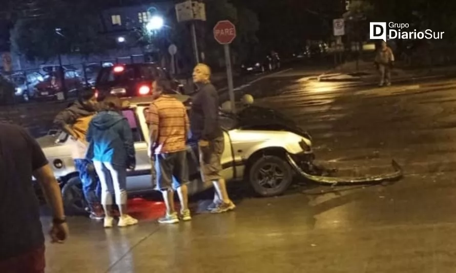 Accidente vehicular moviliza a Bomberos en la ciudad de Osorno