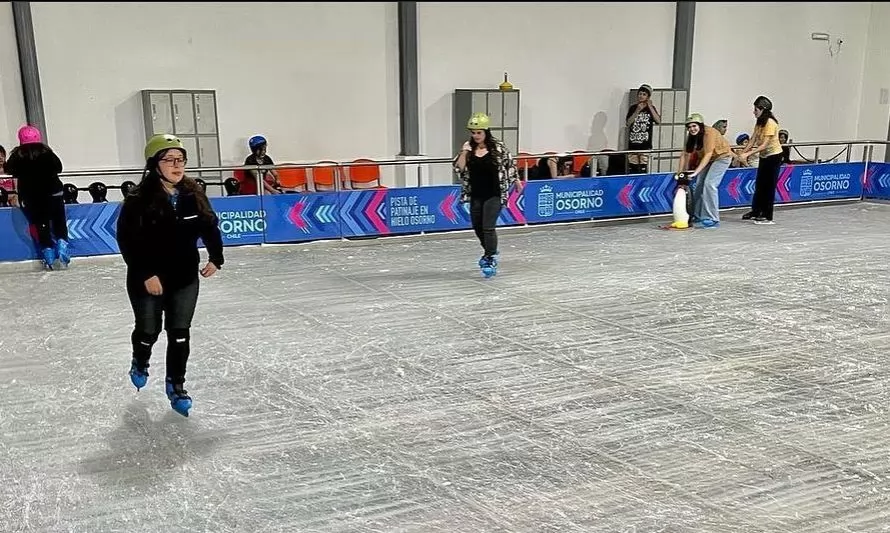 Anuncian talleres gratuitos de patinaje en hielo para estudiantes osorninos