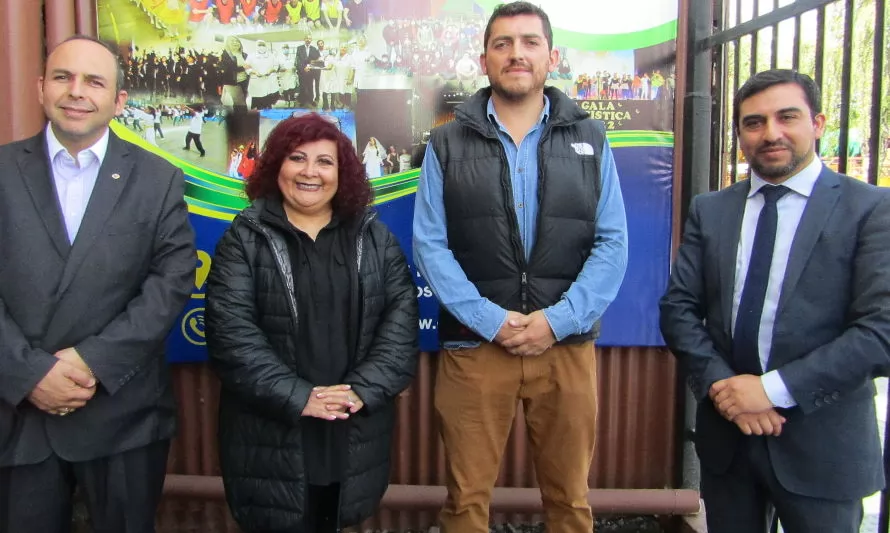 Dharma College de Purranque recibe visita de Inacap Osorno