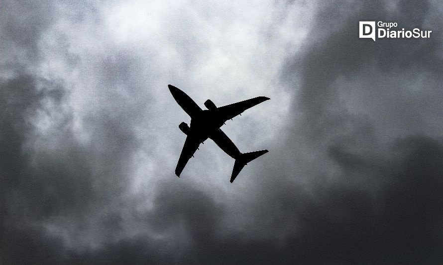 Fuerte viento impide aterrizaje de avión en Puerto Montt