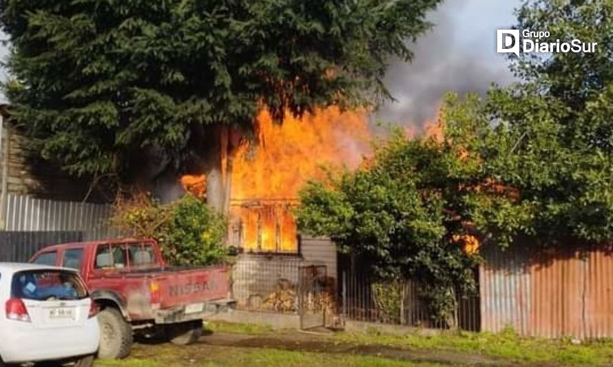 Vivienda fue arrasada por incendio en Rahue Bajo 