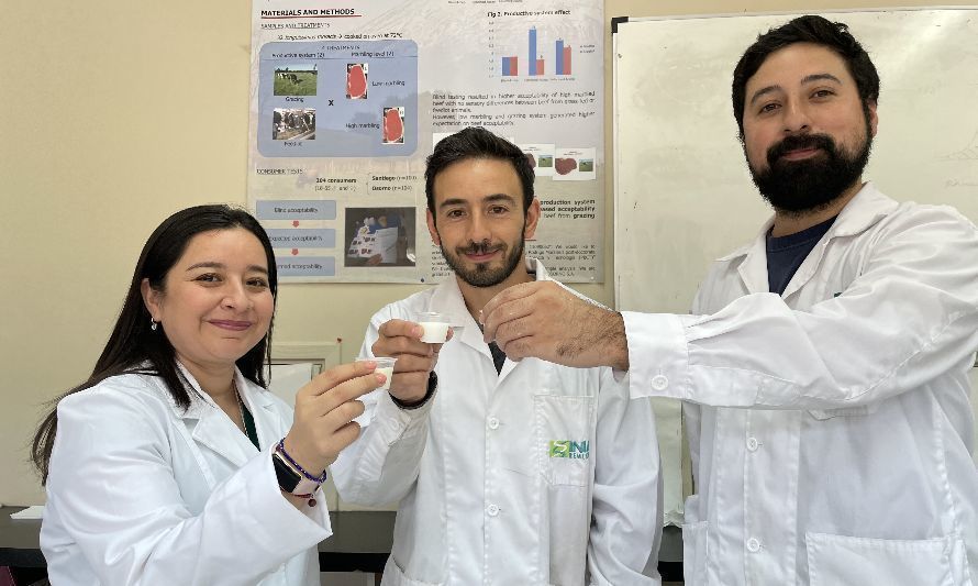 Investigadores de INIA realizan evaluación sensorial de 4 tipos distintos de leche con consumidores de Santiago
