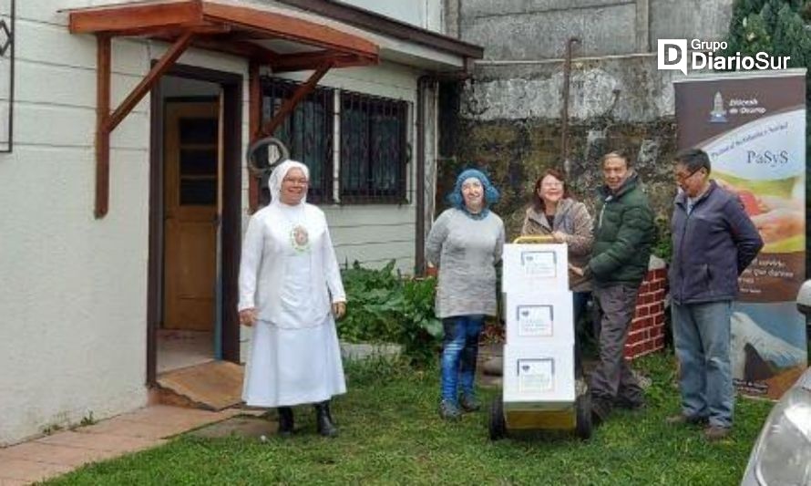 Pastoral Solidaria y Social en Osorno entrega 200 cajas de alimentos