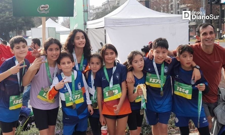 Jóvenes atletas osorninos compiten en Santiago