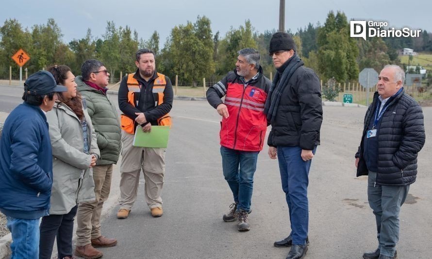 Avanza la pavimentación de la ruta Forrahue-Huillinco