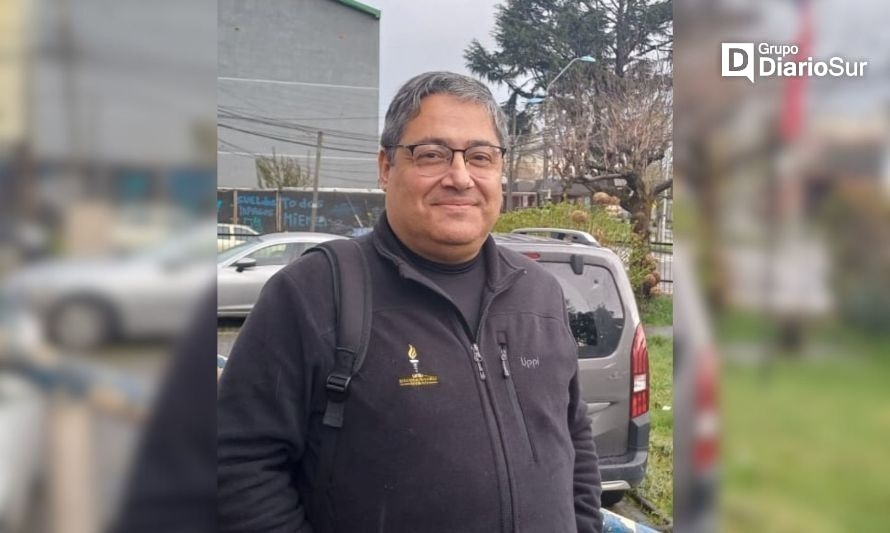 Destacan a director del Liceo Eleuterio Ramírez de Osorno como uno de los mejores 30 de Chile