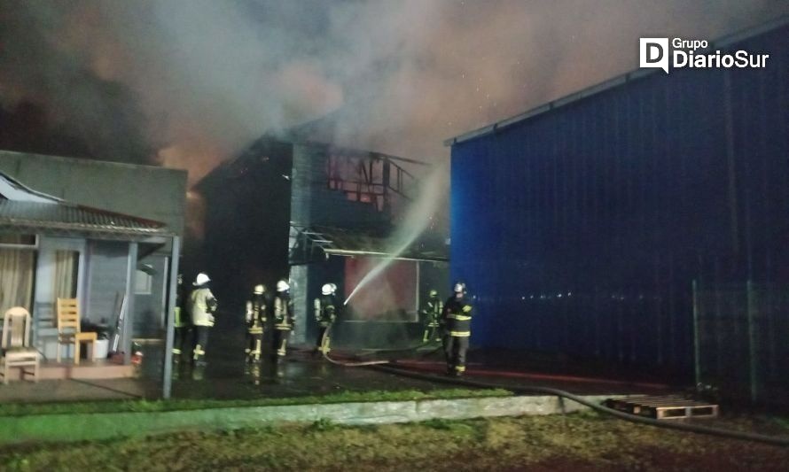 [VIDEO] Incendio en Osorno Lawn Tenis Club