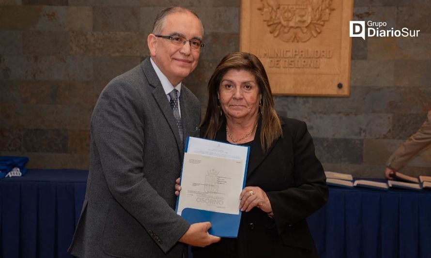 Asistentes de la educación municipal de Osorno reciben Bono de Incentivo al Retiro