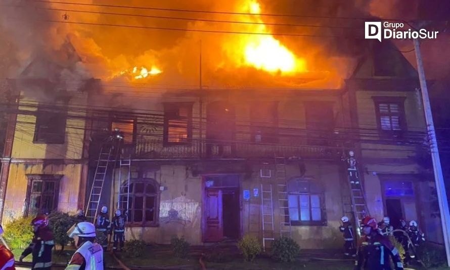 Municipio se querella ante posible responsabilidad de terceros en incendio de Casa Binder