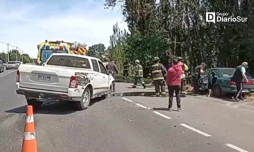 Vehículos colisionaron en sector Las Lumas