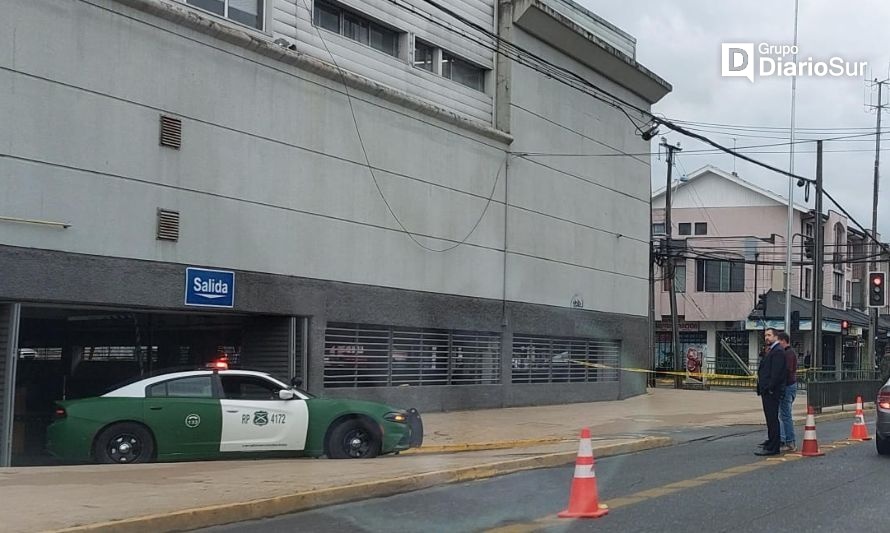 En riesgo vital se encuentra hombre apuñalado en el centro de Osorno