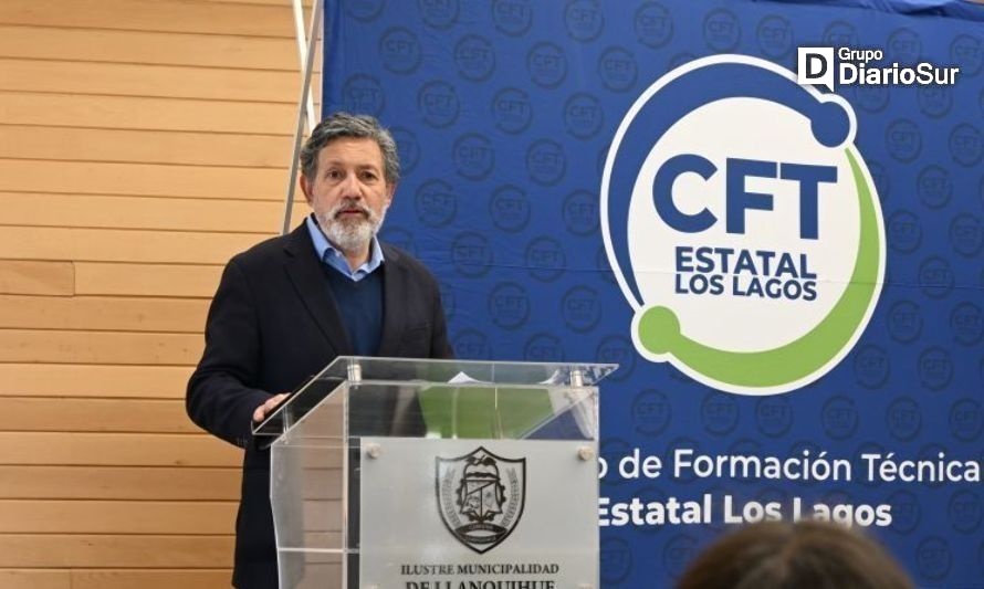 Titulan cuarta generación en CFT Los Lagos