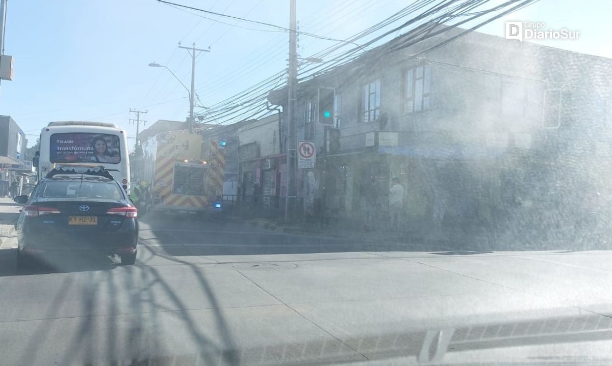 Bomberos de Osorno concurrieron a verificar emanación de humo