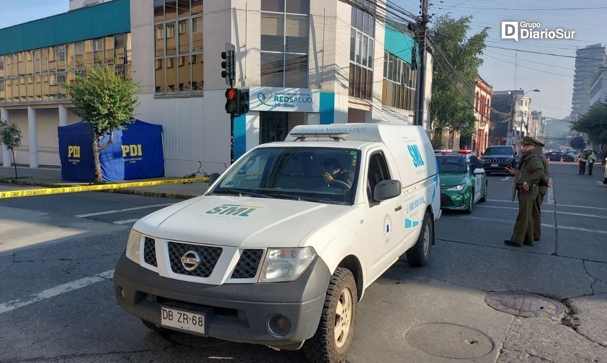Fiscalía y PDI perician sitio del homicidio en el centro de Osorno