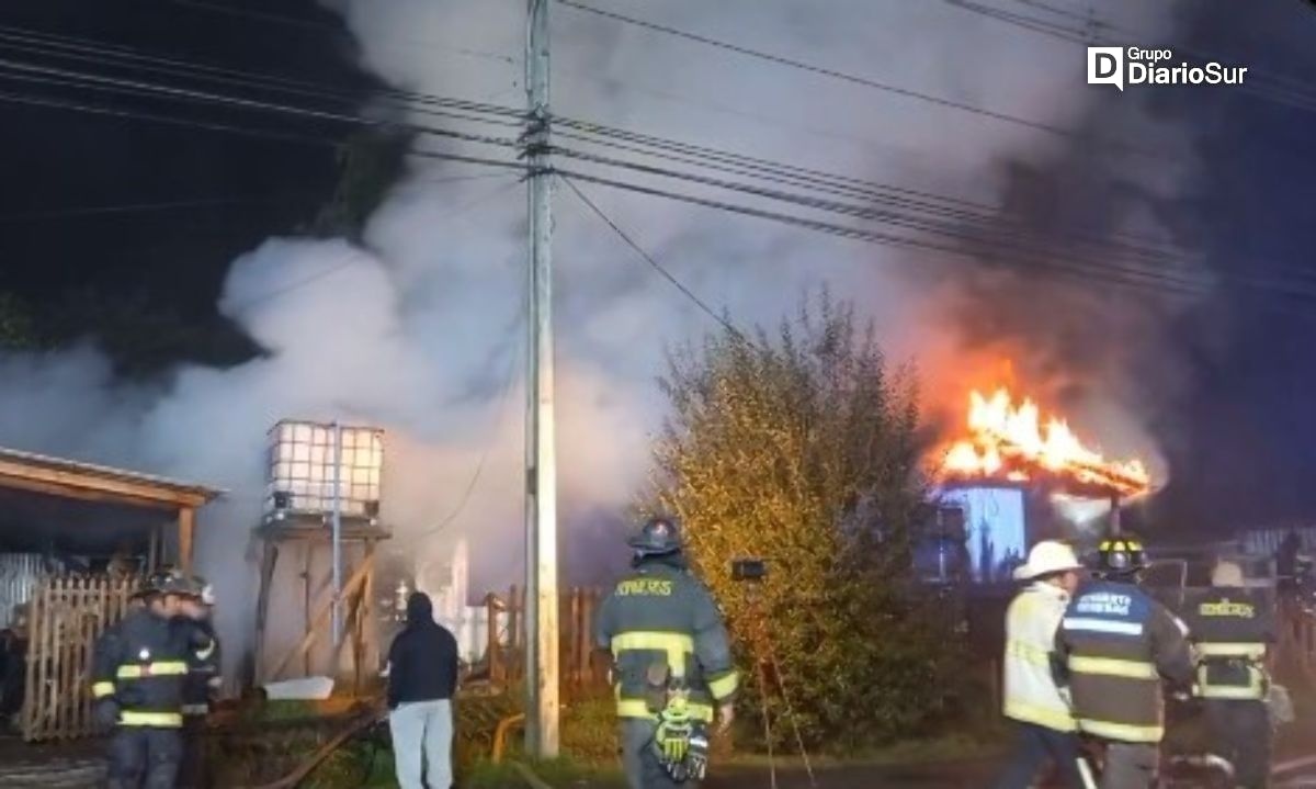 Cinco personas resultaron damnificadas por incendio en Francke
