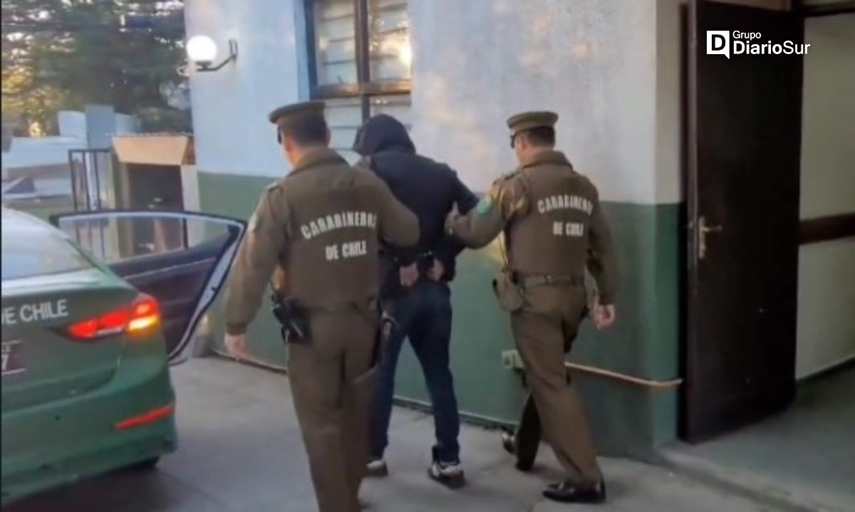 Carabineros detiene a sujeto por robo con intimidación de vehículo