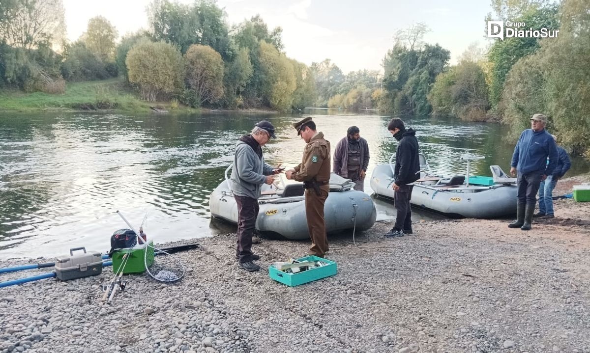 Carabineros fiscalizó a practicantes de pesca deportiva en Osorno