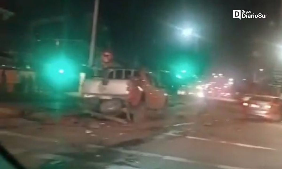 Esta noche: Colisión vehicular dejó lesionados en Rahue Bajo